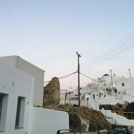νηρηίδες * Serifos Town